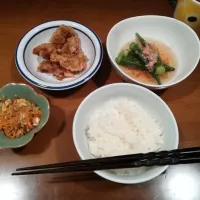 Snapdishの料理写真:からあげ
オクラのおひたし
にんじんしりしり|marさん