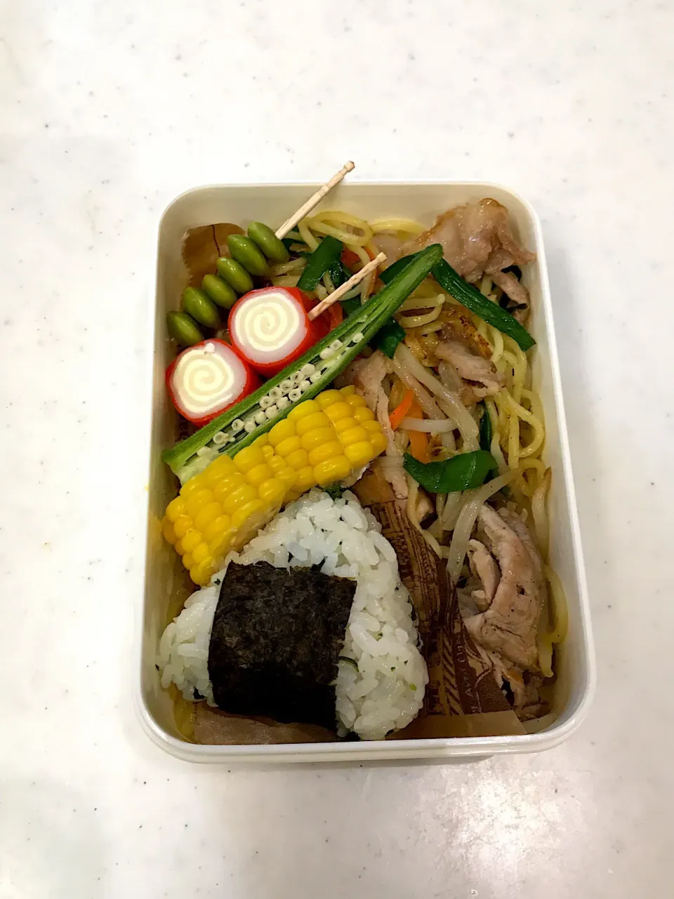 #夏休み弁当  #小学生弁当  #学童弁当  #お弁当  #頑張らないお弁当  #焼きそば弁当|さにー☆ミさん