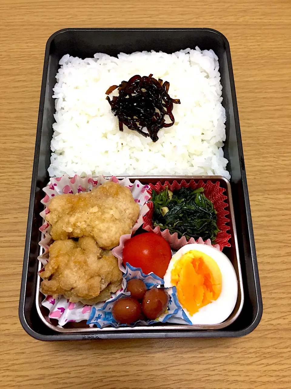 唐揚げなど弁当|佐助さん