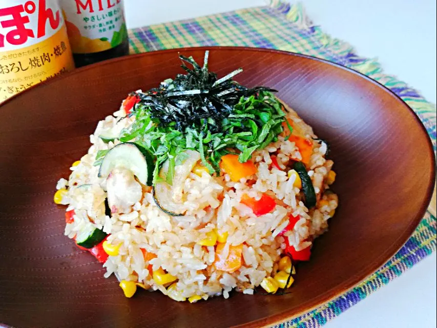 🌞お昼~🥄⌈夏野菜と豚肉のバタぽんチャーハン⌋肉🥩が埋っちゃって見えないﾅ＾＾;~|*ママちゃん*さん