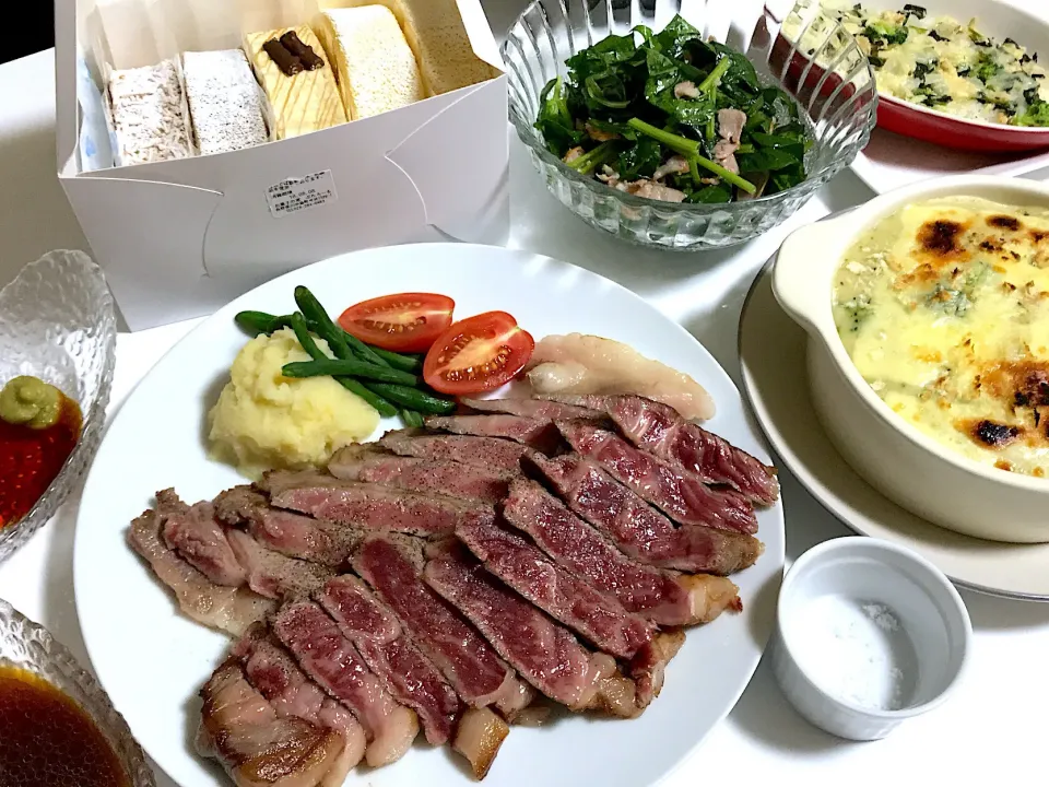 Snapdishの料理写真:#信州牛ステーキ #結婚記念日|ゆりえさん