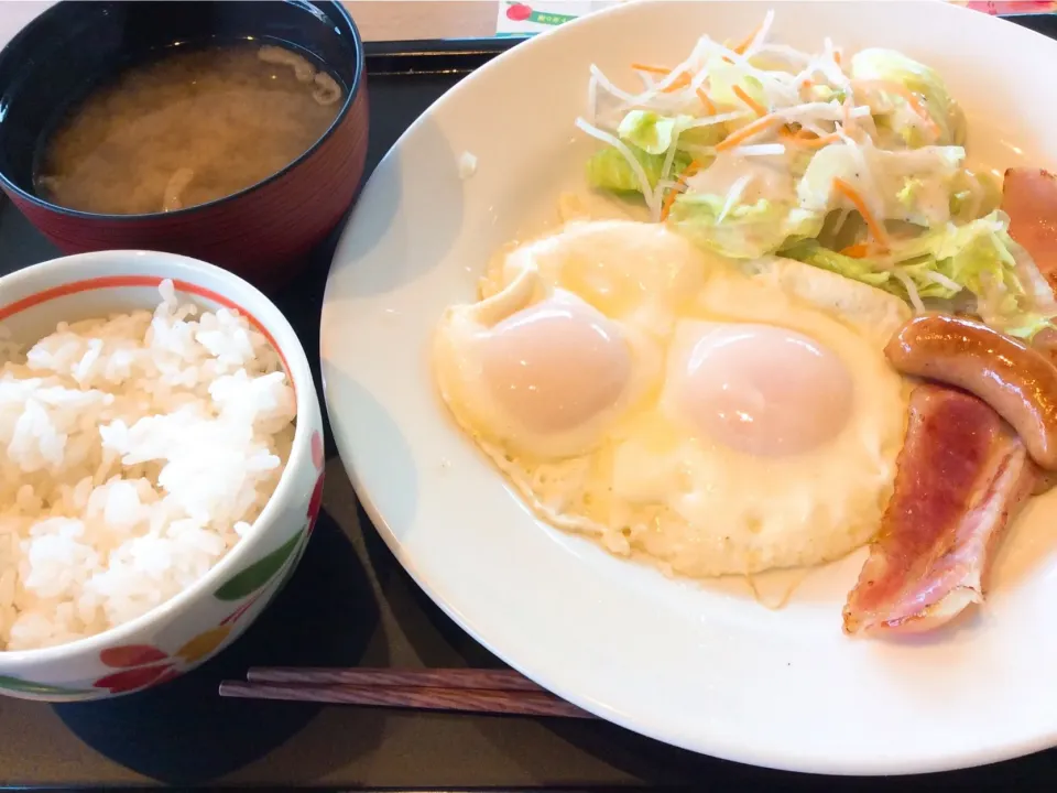 デニーズさんのモーニング😋|アライさんさん