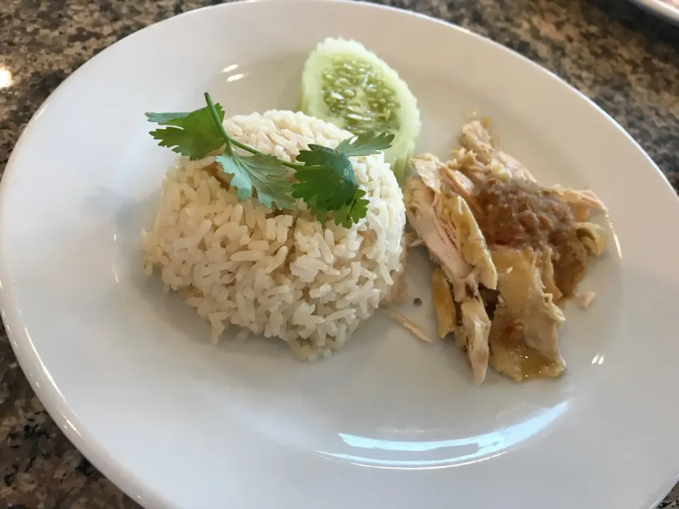 hainanese chicken rice
#AMBASSADOR CITY JOMTIEN|tay___75さん