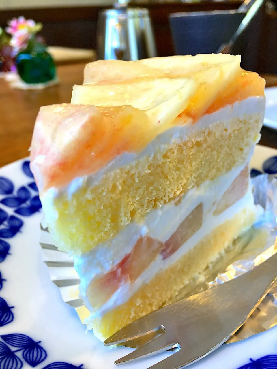 桃のショートケーキ  #掛川  #桃  #卯屋|ダンディ☆和田さん