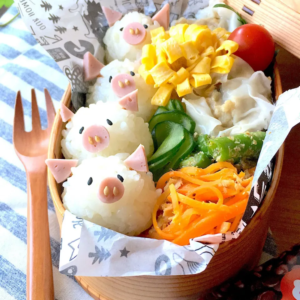 Snapdishの料理写真:子ブタ弁当|てんさん