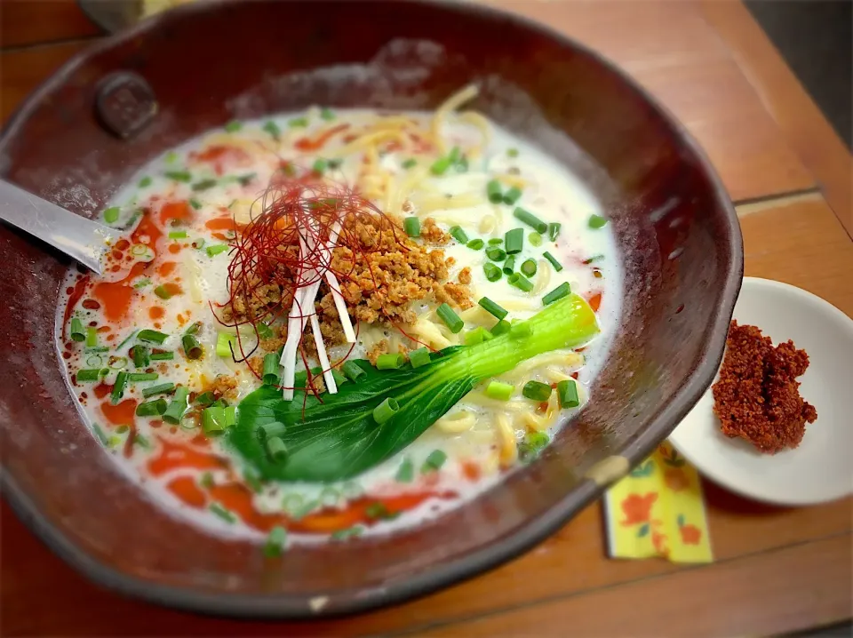 Snapdishの料理写真:鶏白湯ラーメン|miitangさん