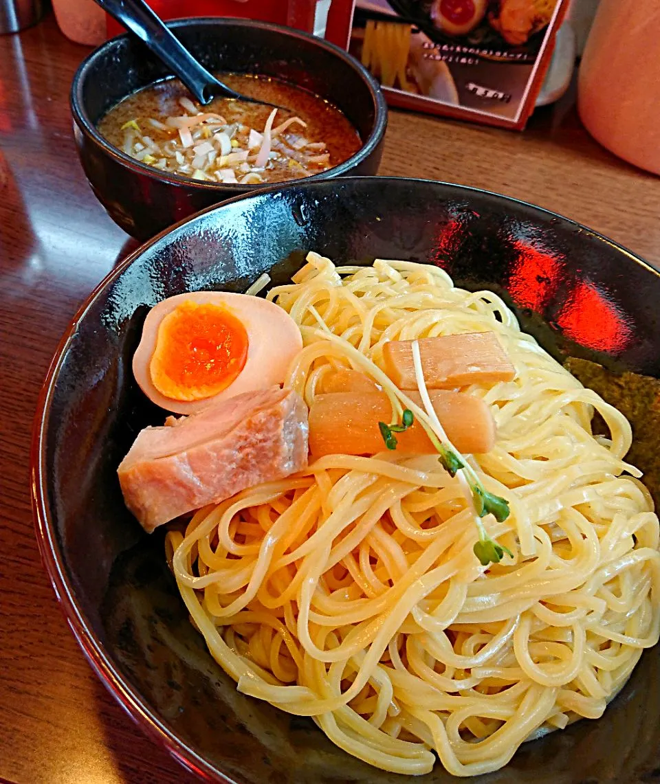 #麺活  ~鶏濃厚魚介つけ麺(大盛)~|りくれんさん