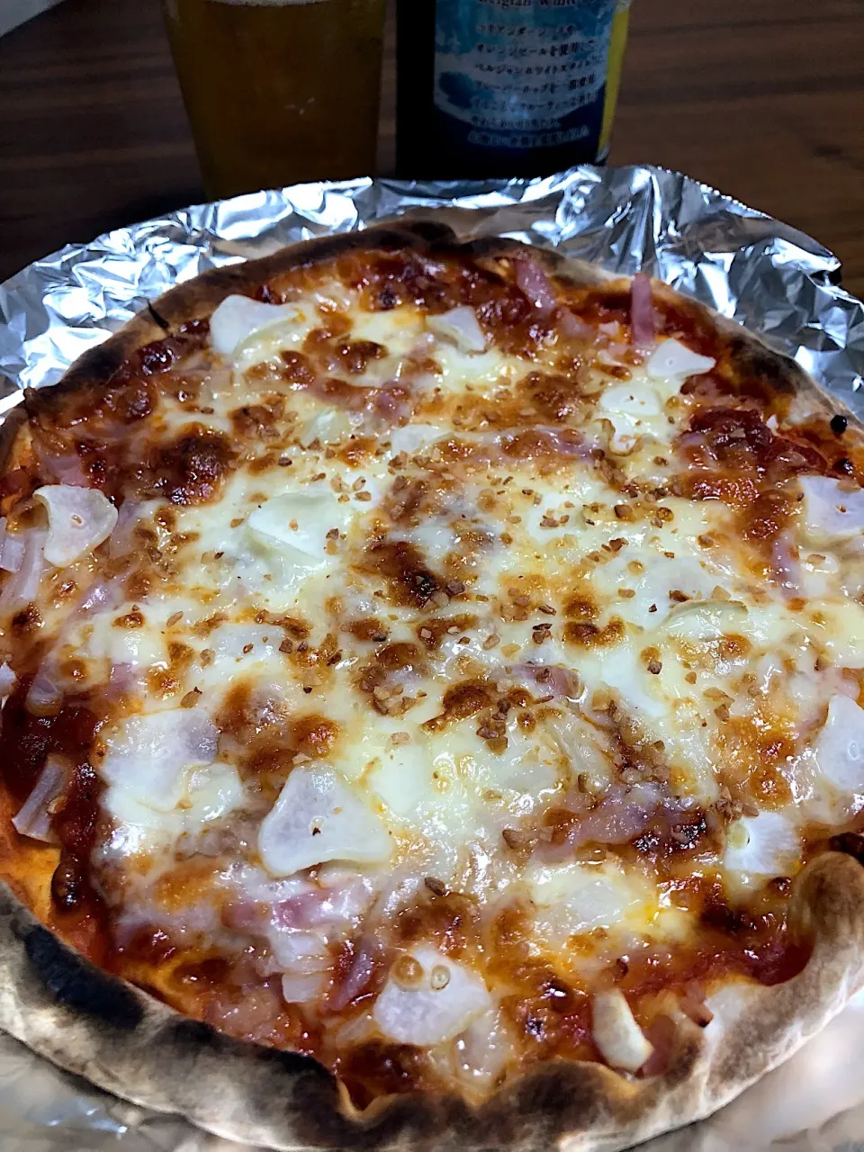 Snapdishの料理写真:ガーリックピザ🍕🍺|ラックさん