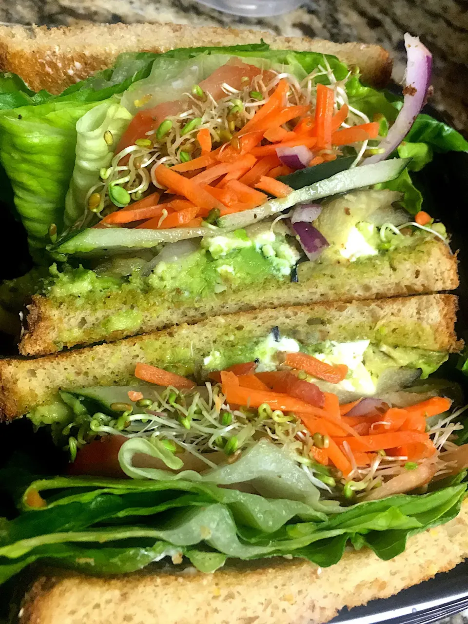 Pesto Aubergine sandwich|jan renaeさん