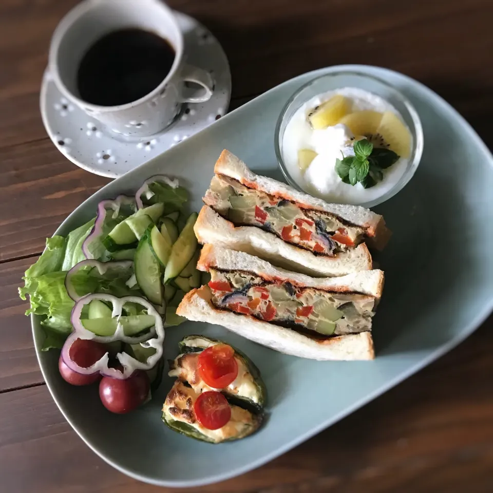 今日の朝ごはん|ぺんぎんさん