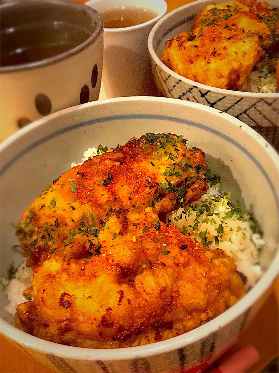 Snapdishの料理写真:鶏天丼  七味唐辛子がけ   焙じ茶🍵|ch＊K*∀o(^^*)♪さん