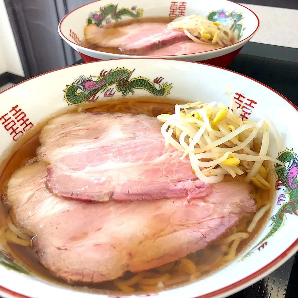 ドドォーンと2kgローストポーク🐽 でラーメン🍜|ヨッチャンさん