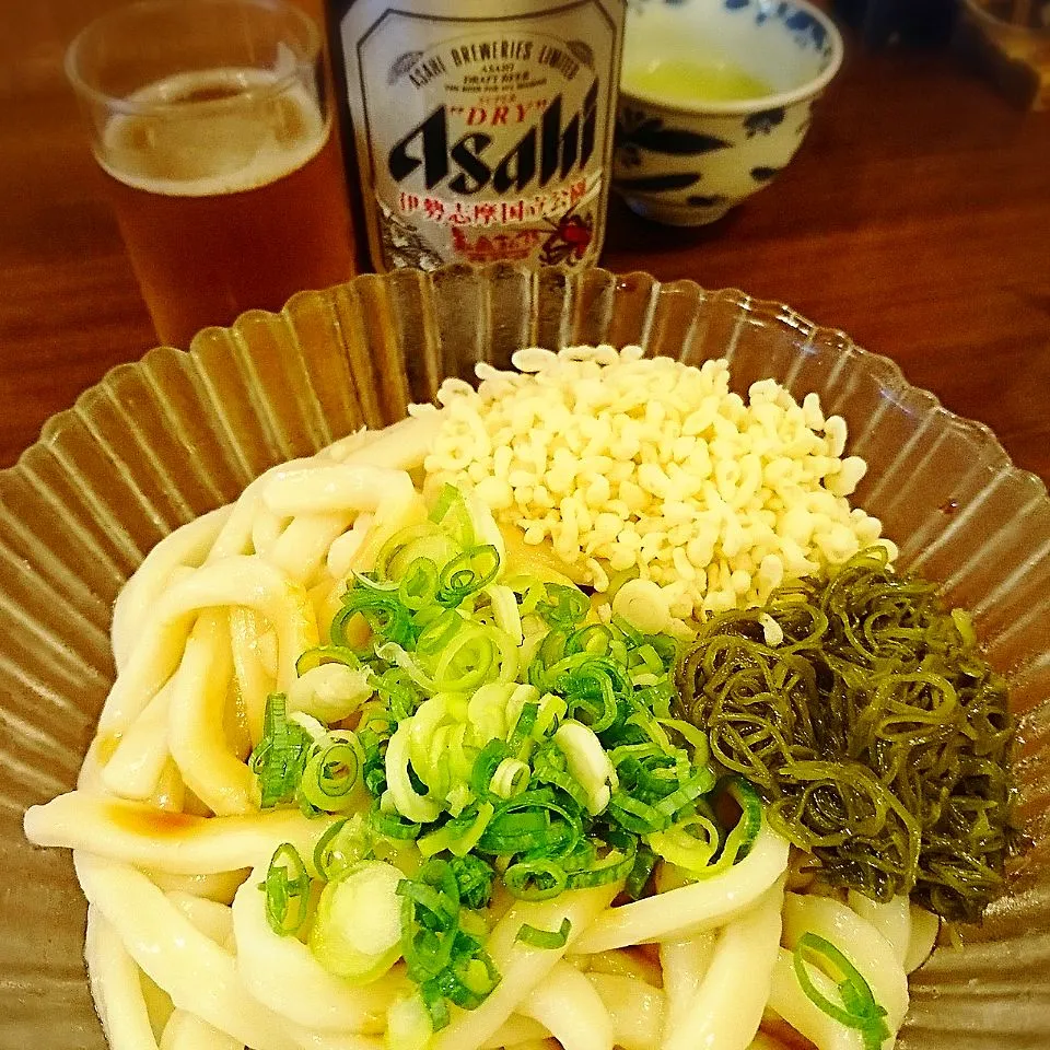 Snapdishの料理写真:冷やし伊勢うどん大盛めかぶトッピング|プチテンよすさん