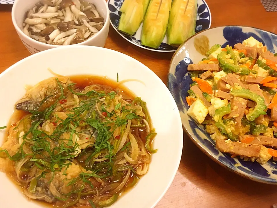 18/08/12 夕飯♪ 鯵南蛮漬け ゴーヤチャンプル しめじマリネ メロン|ikukoさん