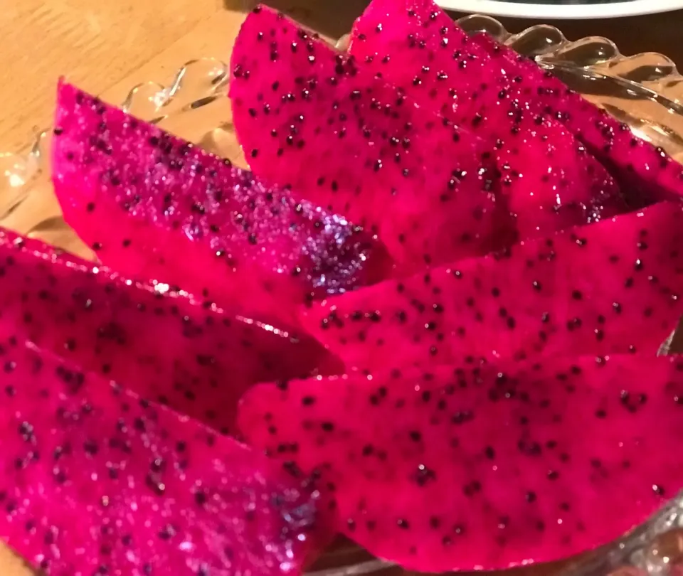 Dragon fruits from Okinawa|Babyluv Cabrera Ocampoさん