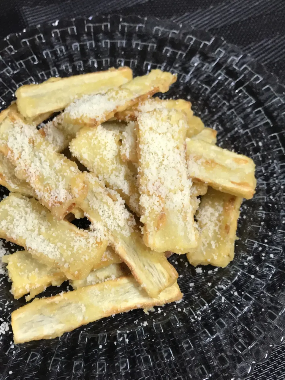 ごぼう天、粉チーズで立派なおつまみに♪|あまねこ🌿さん