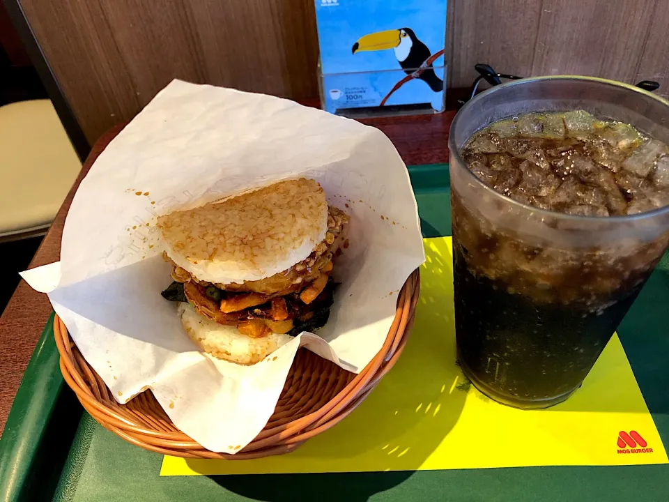 1人ランチ♪モスのよくばり～バーガー|ma-ko omaさん