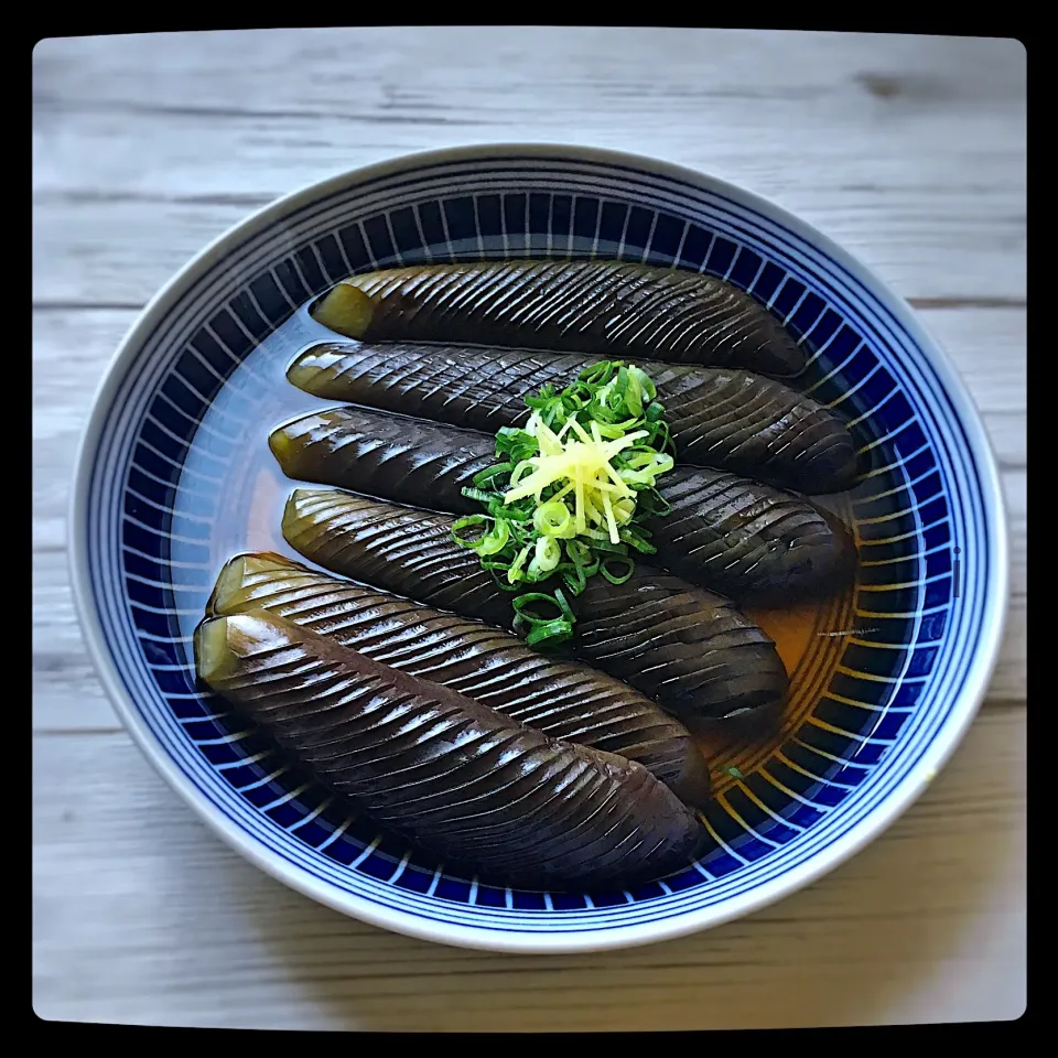 Snapdishの料理写真:咲きちゃんの料理 鰹薫る冷やし茄子🍆|izoomさん