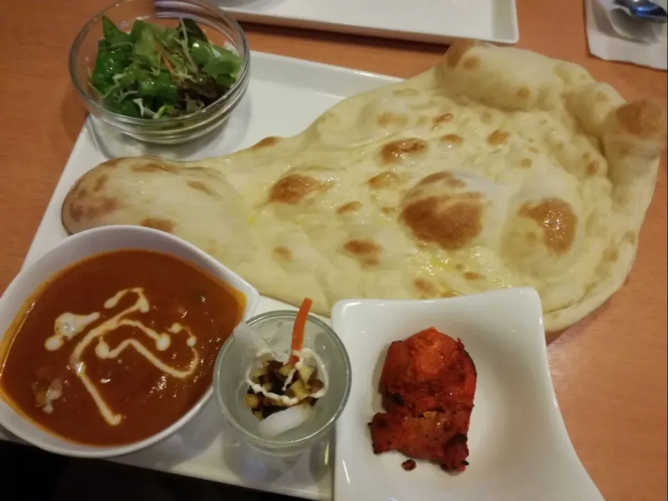 インド🇮🇳ランチ🎵
 #ナンおかわり自由1000円|Kojiさん