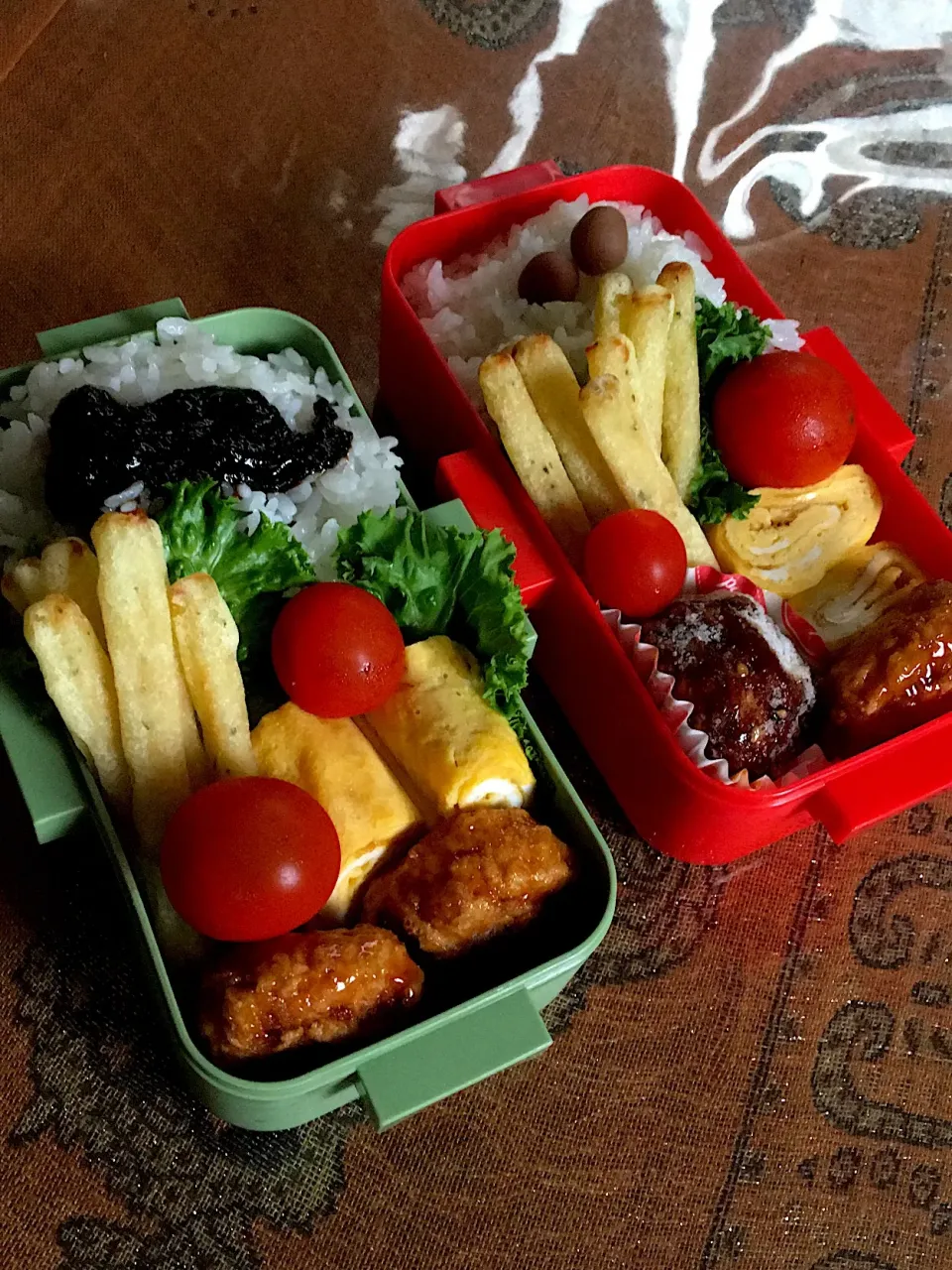 #お弁当 #生じゃがりこ

8.14 主人と息子バイト弁当🍱
彼女が生じゃがりこ？？なる物をお土産にくれたらしい…|renharuruさん