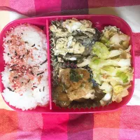 鶏もも肉のわさびじょうゆ、キャベツのごまだれ、まいたけと卵炒め🍴🍴 #お弁当|kiyamakamoさん