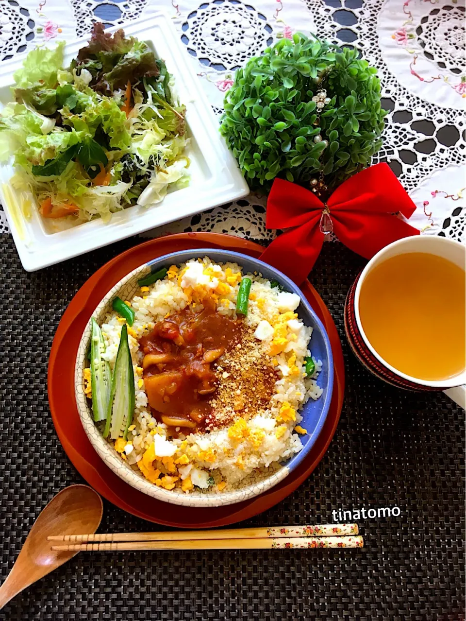 トマトホール缶にカレールーで爽やかカレー☺️✨✨✨✨✨|Tina Tomoko😋さん