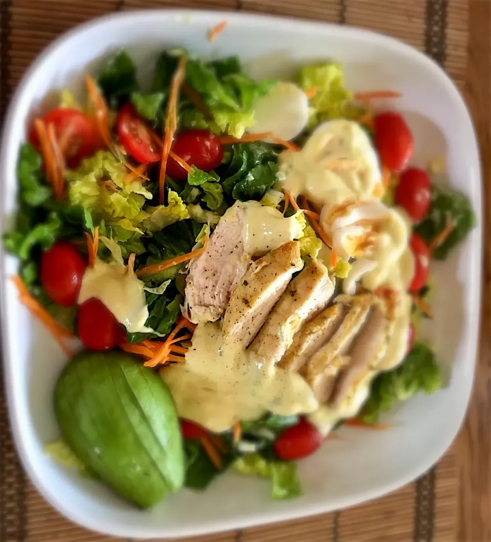 Snapdishの料理写真:chicken salad with caesar dressing|sompinglingjaさん