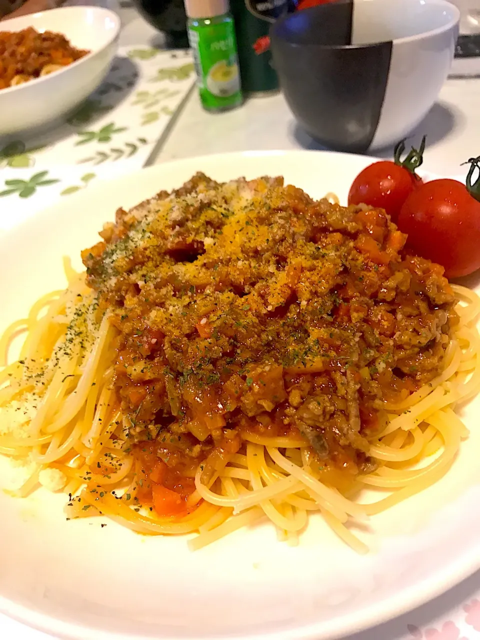 コトコト煮込んだミートソースパスタ🍝|ちゃーさん