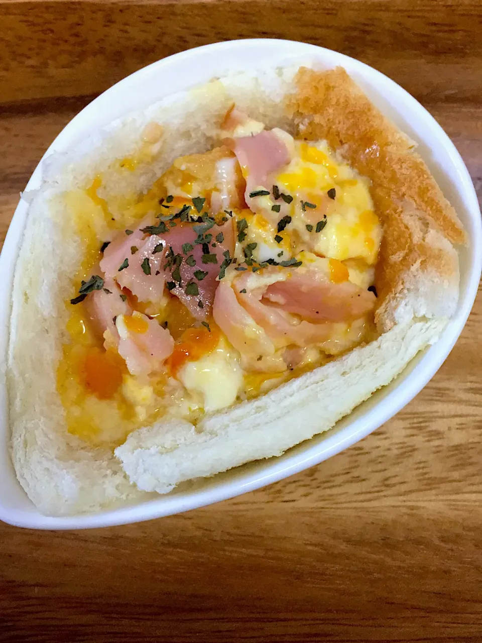 Snapdishの料理写真:卵サラダ風   食パンキッシュ|ミーさん