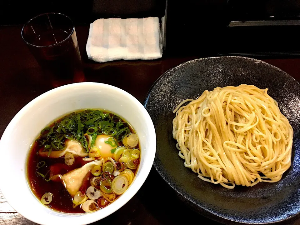 Snapdishの料理写真:醤油味玉つけ麺＋ワンタン2個|morimi32さん