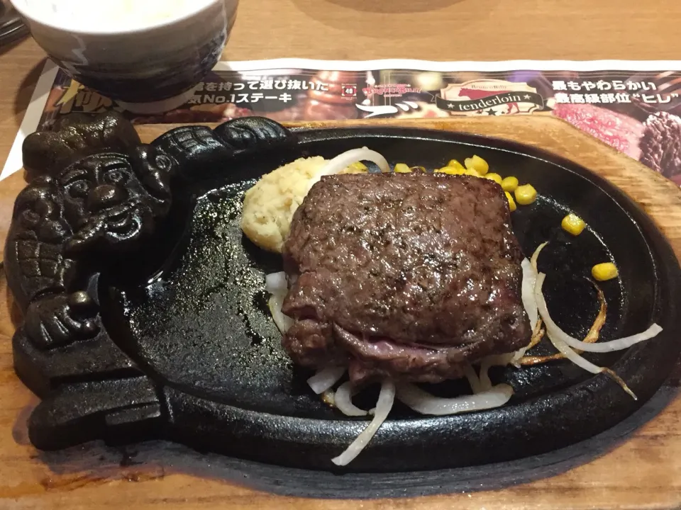 Snapdishの料理写真:リブロースステーキ 200g|愛ペガさん