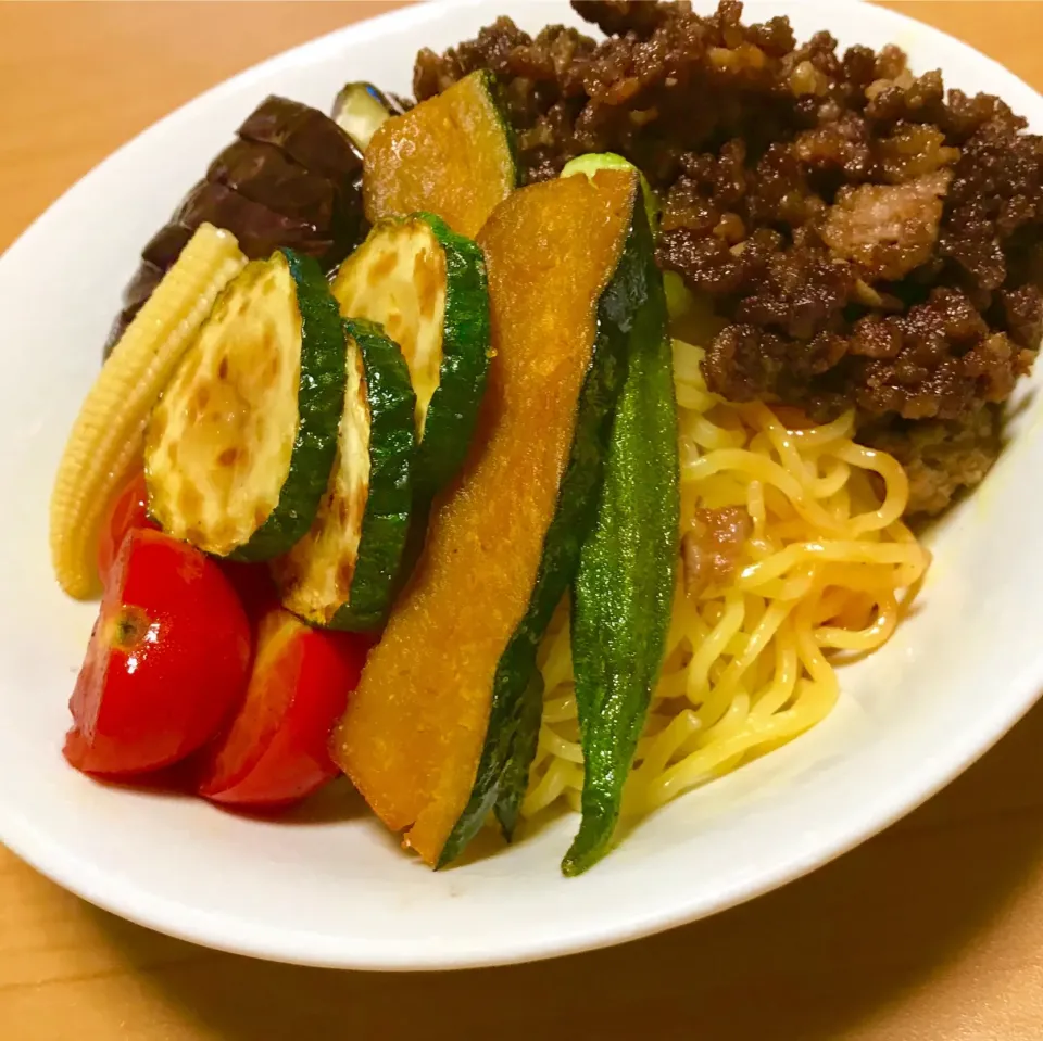 夏野菜のカレー風味夏麺  #ヤマサ #夏野菜 #カレー #ラーメン|なつみ1972さん