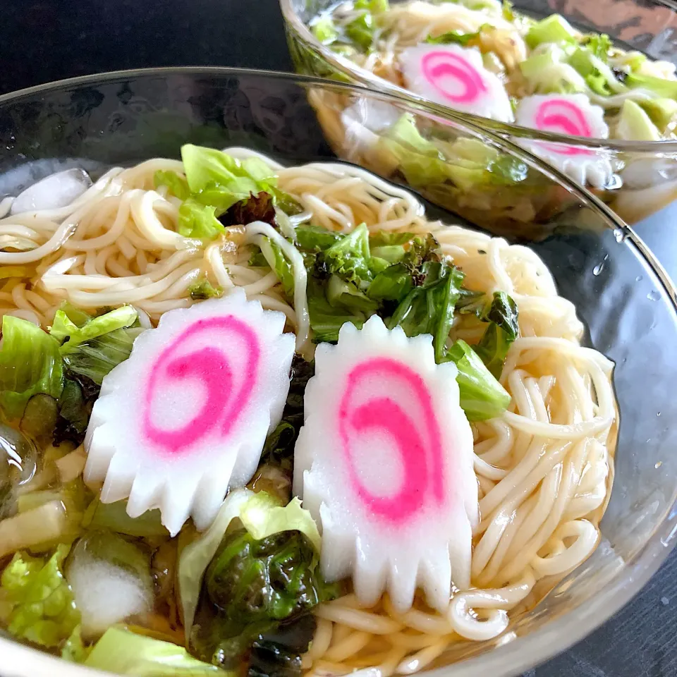 冷蔵庫の残り物を入れた今夏最後のそうめん🍥🍥|ヨッチャンさん