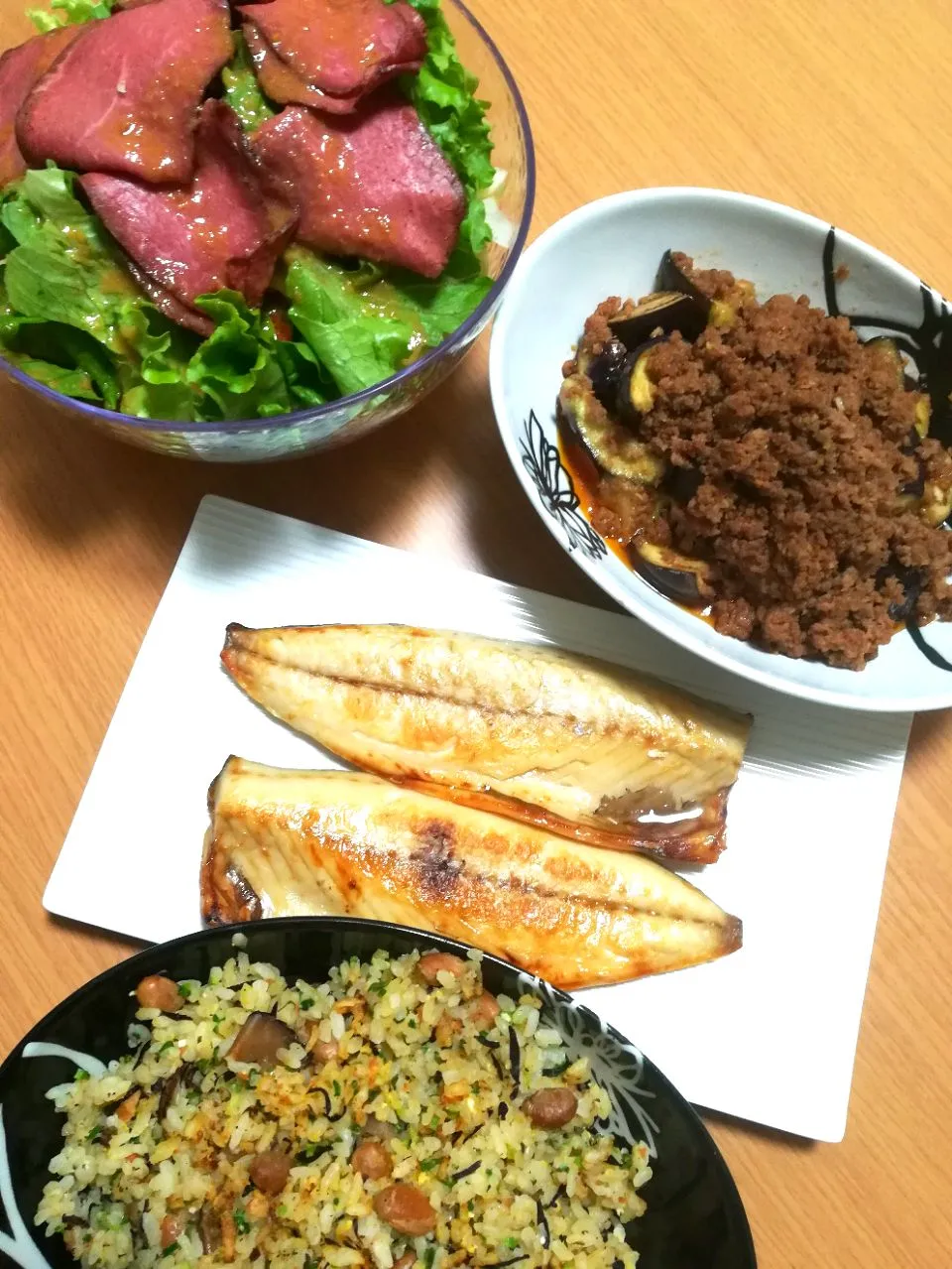 Dinner #サラダ #麻婆茄子 #炒めご飯/チャーハン #塩さば|tamakiさん