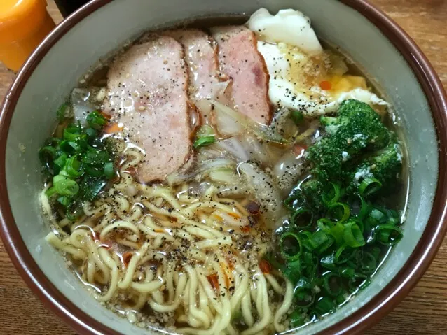 #マルちゃん正麺 🍜、醤油味❗️ ( ◜◡◝ )✨|サソリさん