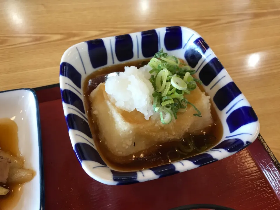 揚げ出し豆腐|手品先輩さん