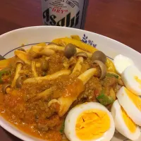 Snapdishの料理写真:余ったミートソースとヨーグルトでキーマカレー|さあやさん