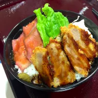 Snapdishの料理写真:#柿安 #ローストビーフと牛カツ丼|noriさん