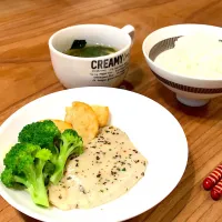 カジキソテー お豆腐とほうれん草の味噌汁
ご飯|コタママさん