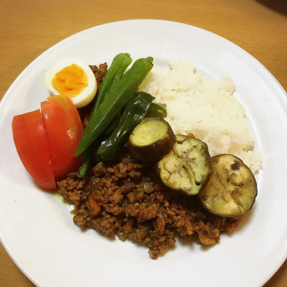 Snapdishの料理写真:夏野菜キーマカレー|しなさん