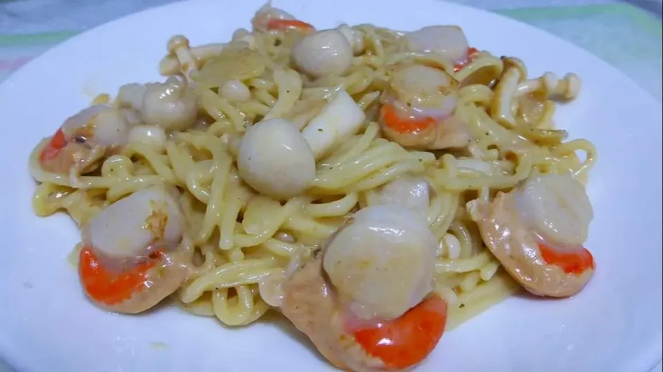 spaghetti with scallops and mushroom|steven z.y.さん