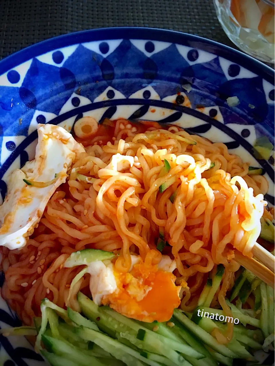 Snapdishの料理写真:韓国のお土産に頂きました、ジャージャー麺のインスタントです😃🙏|Tina Tomoko😋さん