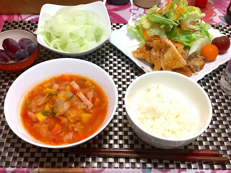 味噌付け豚肉焼き、きゅうりそうめん、ミネストローネ、ご飯🍚|kumi♡さん