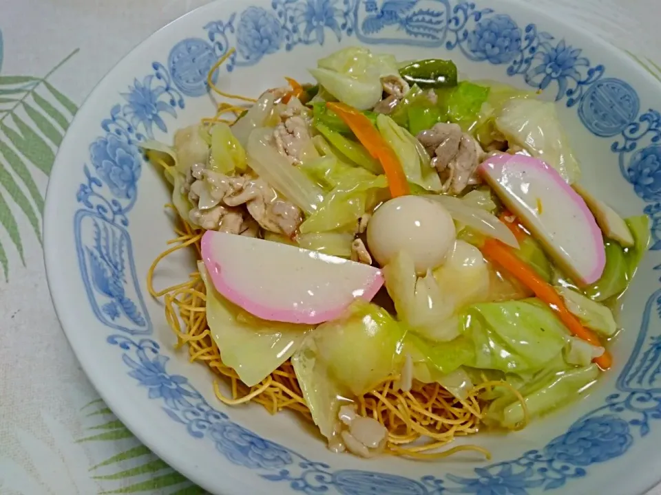 ☆今日の晩ごはん☆  揚げそば八宝菜  鶏の肝煮  トマト|hamamaさん