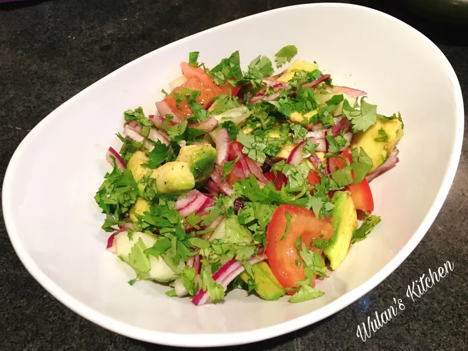 Cucumber, Avocado, and Tomato Salad with Cilantro dressing|Wulan’s Kitchenさん