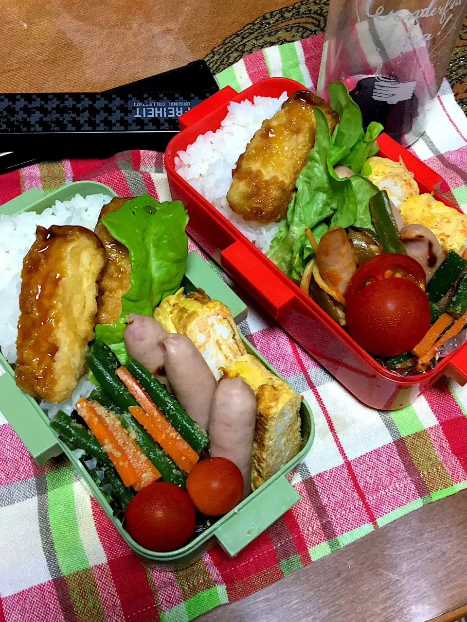 #お弁当  #お昼ごはん  #卵焼き 

8.22 主人と息子のお弁当🍱|renharuruさん