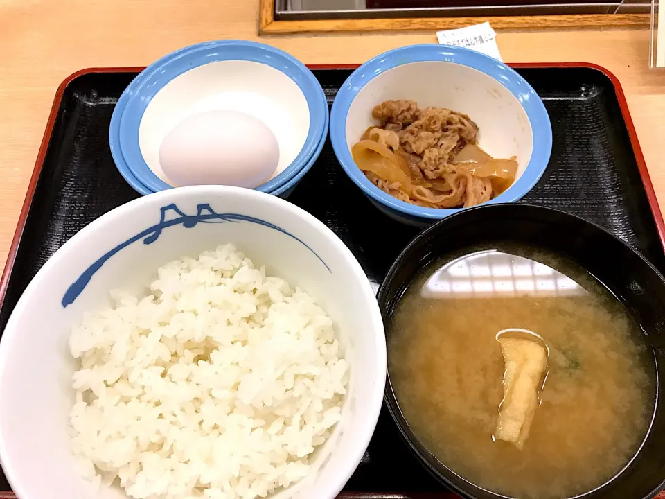 玉子ごはん牛皿ミニライス|マハロ菊池さん