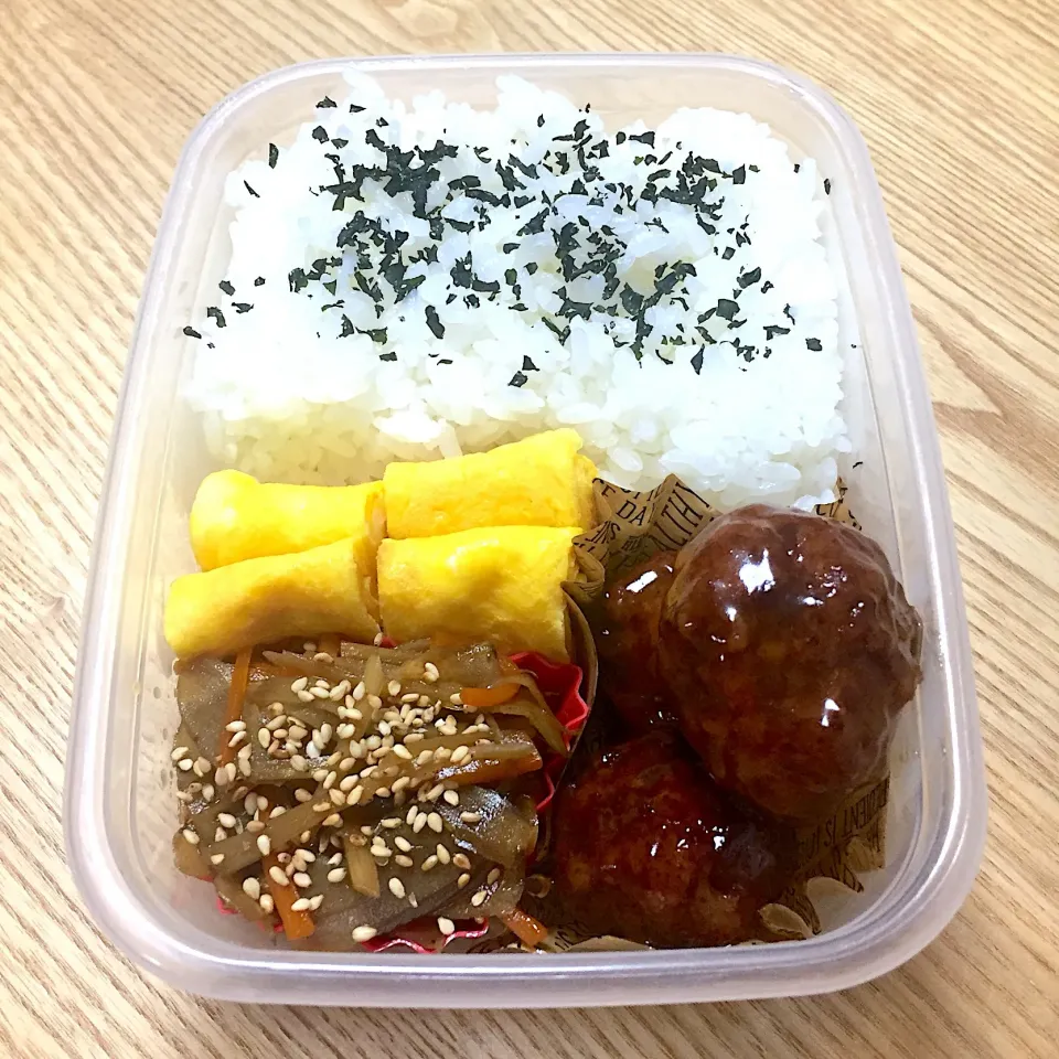 水曜日の旦那さんのお弁当☺︎ #お弁当記録  #肉団子の甘酢あんかけ  #きんぴらごぼう|むさけんさん