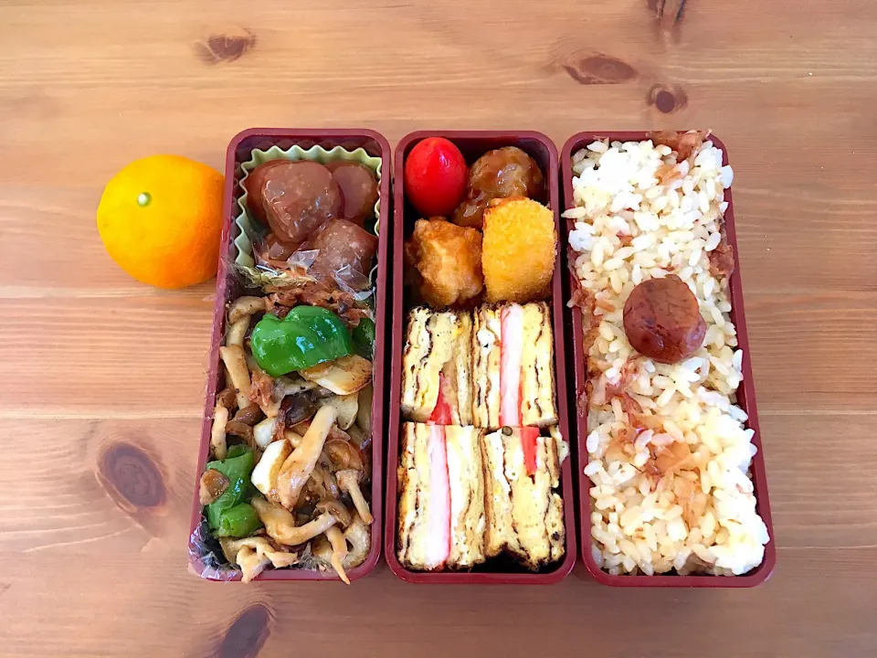 しめじとちくわのマヨおかか炒め弁当|Emi Mikadoさん