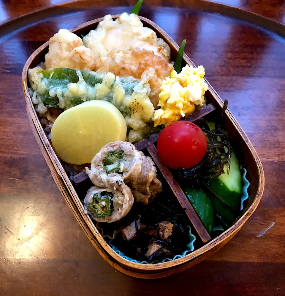 本日もお弁当🍱とり天🍱ひじき煮🍘きゅうり🥒塩昆布漬け #息子弁当  #わっぱ弁当  #とり天  #プチトマト🍅  #札幌  #中島公園  #豚肉巻き|Yukie  Toriseさん